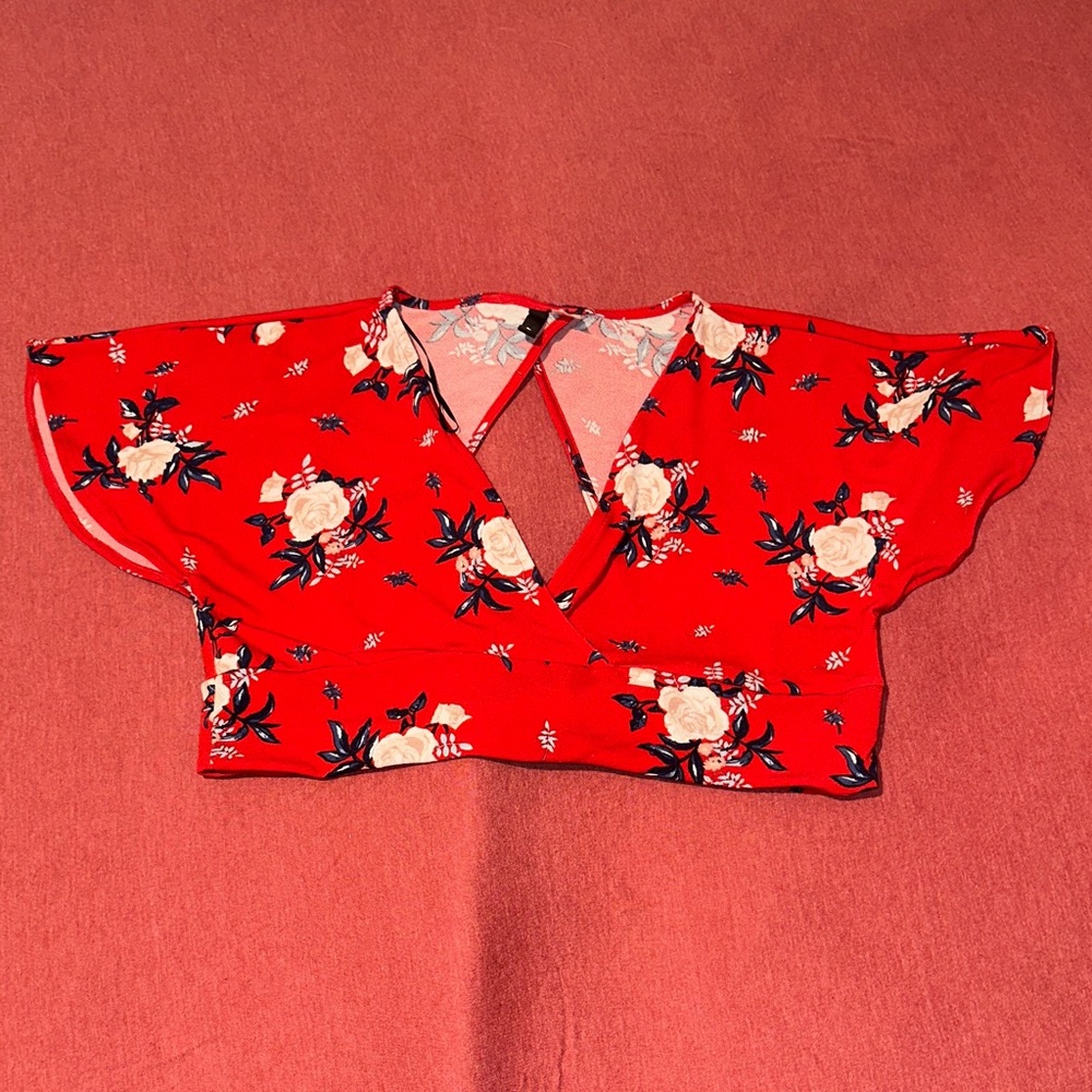 H&M Red Floral Crop Top